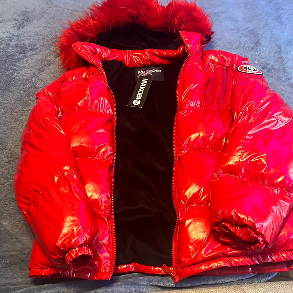 Makobi puffer coat, Size:XL, Color: Red